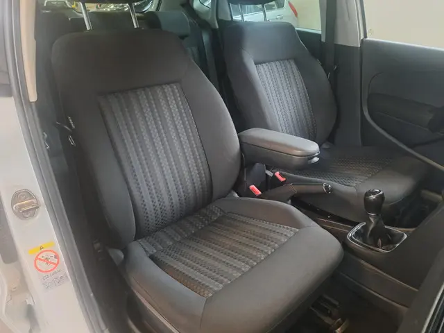 Volkswagen Polo 1.2 Easyline 2014 Benzine 23