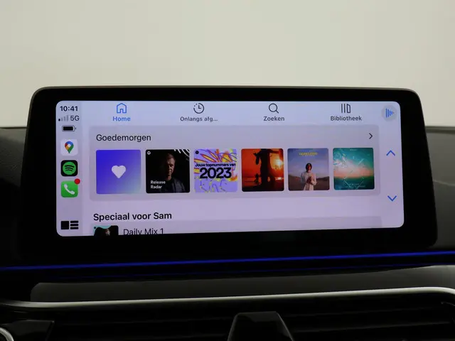 BMW 5 Serie 540i M-SPORT 2022 Benzine 38