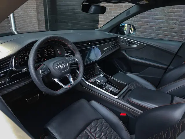 Audi RSQ8 quattro 2020 Benzine 16