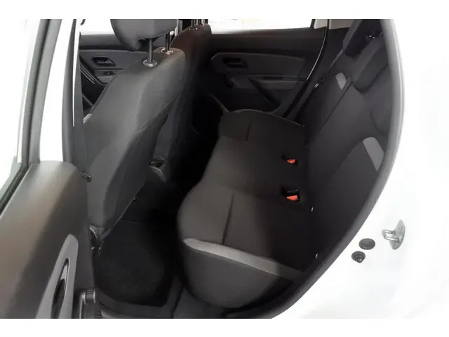 Dacia Duster 1.0 TCe Essential 2020 Benzine 24