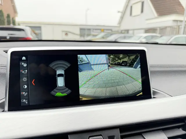 BMW X2 sDrive18i Nieuwstaat! 2022 Benzine 3