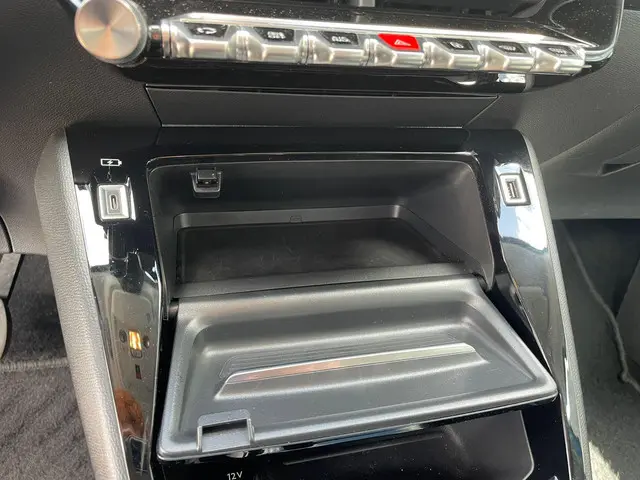 Peugeot e-208 EV Active 50 kWh 2020 Elektrisch 22