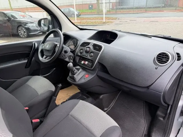 Renault Kangoo 1.5 Blue dCi 95 Comfort Maxi 2020 Diesel 10