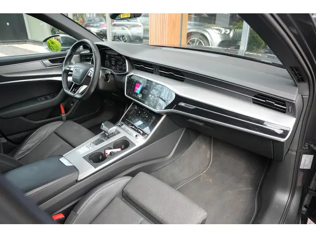 Audi A6 Avant 40 TFSI S edition 2022 Benzine 8