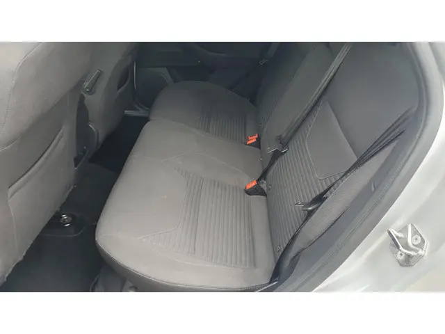 Ford Focus Wagon 1.5 TDCI Titanium 2017 Diesel 16