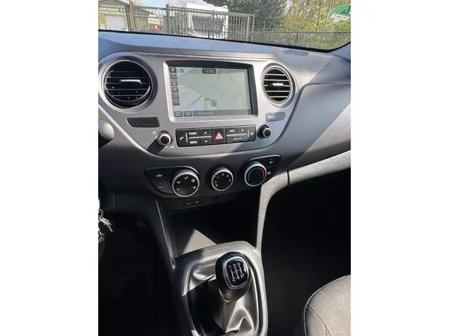 Hyundai i10 1.0i Comfort /Navi/Cruise/Airco/ 2019 Benzine 9
