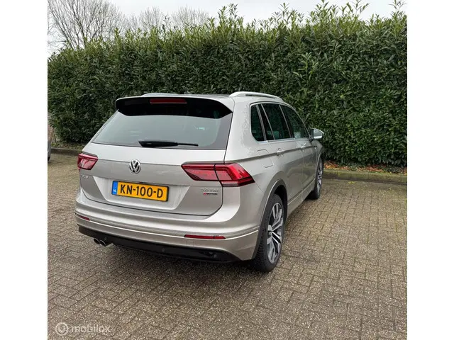 Volkswagen Tiguan 2.0 TSI 4Motion Highline 2016 Benzine 10