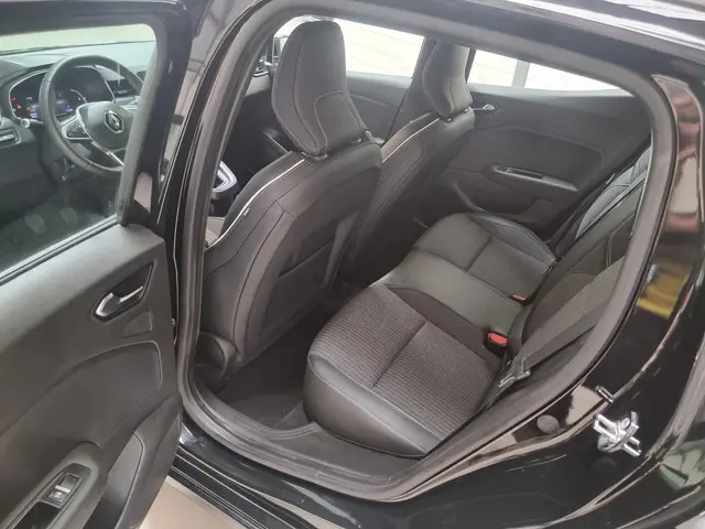 Renault Clio 1.0 TCe Intens 2021 Benzine 6