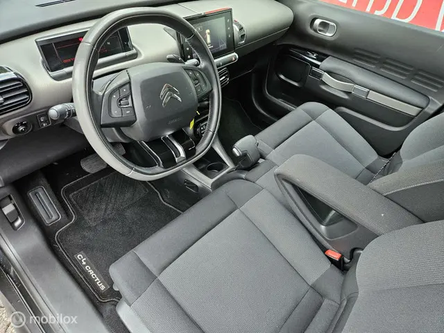 Citroën C4 Cactus 1.2 PureTech Shine 2017 Benzine 9