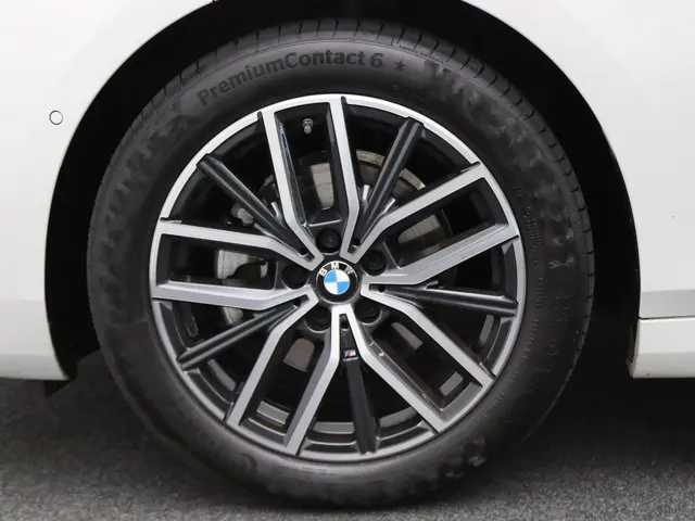BMW 2 Serie Active Tourer 218i 2022 Benzine 6