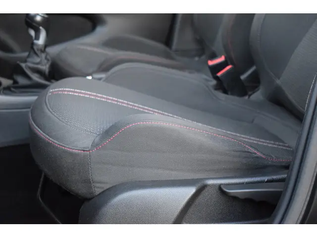 Opel Corsa 1.4 Online Edition 2017 Benzine 19