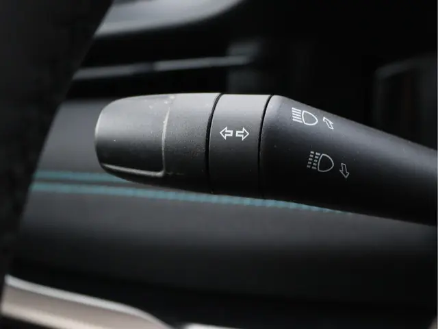 Jeep Compass 1.5T e-Hybrid Upland 2022 Hybride Benzine 38