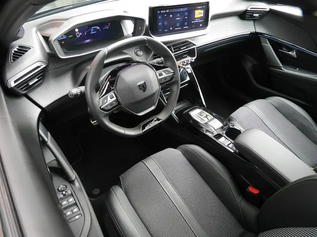 Peugeot e-208 EV GT 51 kWh 2024 Elektrisch 9