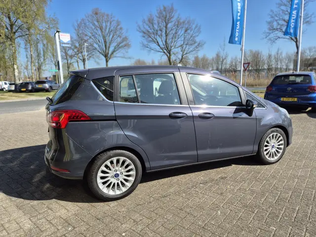 Ford B-MAX 2