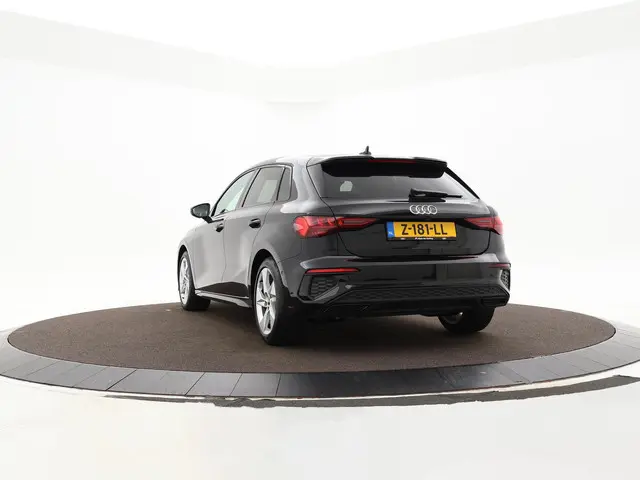Audi A3 Sportback 35 TFSI S edition 2024 Benzine 8