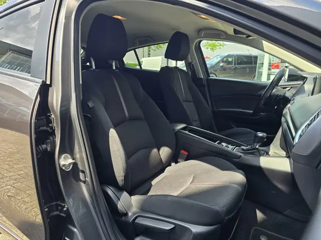 Mazda 3 2.0 SkyActiv-G 120 SkyLease GT 2018 Benzine 25