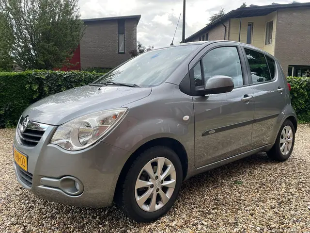 Opel Agila 1.0 Berlin 2014 Benzine