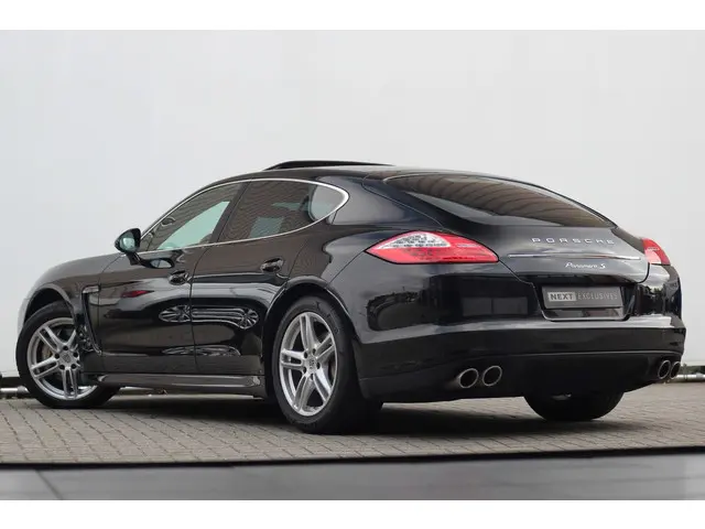 Porsche Panamera 4.8 S 2012 Benzine 8