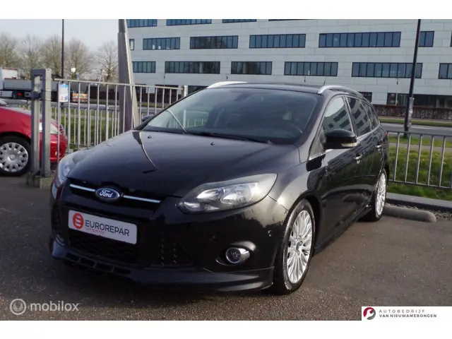 Ford Focus Wagon 1.0 EcoBoost Titanium 2013 Benzine