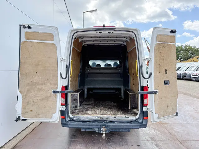 MAN TGE 3.140 2.0 TDI 2021 Diesel 12