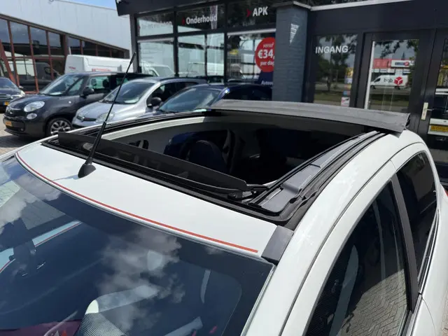 Peugeot 108 1.2 Puretech TOP! Roland Garros 2015 Benzine 11