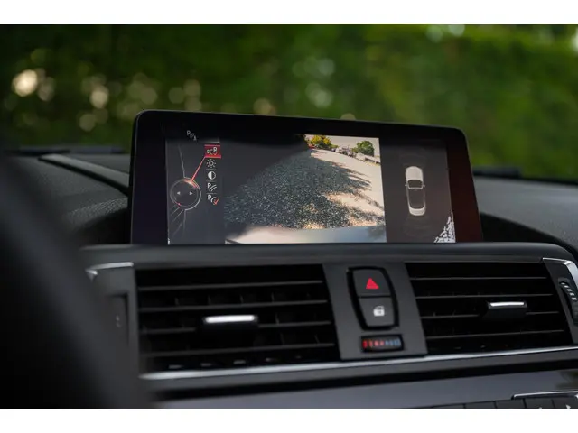 BMW 2 Serie Cabrio M235i 2015 Benzine 14