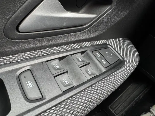 Dacia Sandero 1.0 TCe 90 Journey Automaat!! 2025 Benzine 13