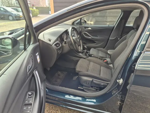 Opel Astra Sports Tourer 1.0 Business+ 2016 Benzine 5