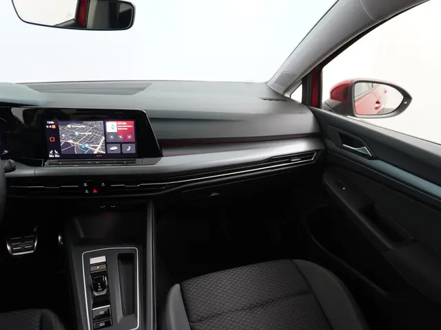Volkswagen Golf 1.0 eTSI Life 2021 Hybride Benzine 24