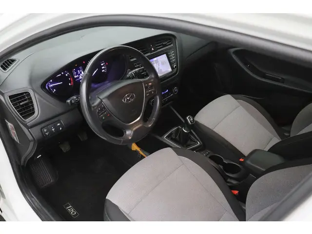 Hyundai i20 1.0 T-GDI Comfort 2016 Benzine 4