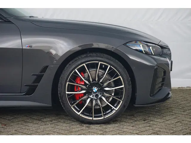 BMW i4 eDrive35 2024 Elektrisch 6
