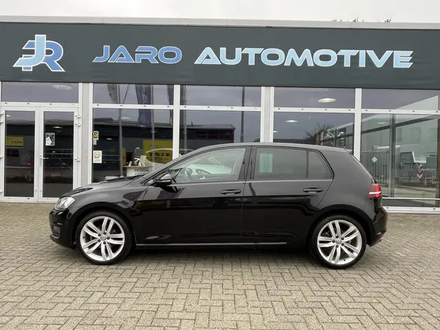 Volkswagen Golf 1.2 TSI Business Edition 2015 Benzine 42