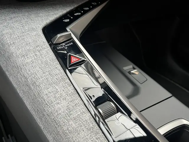 Peugeot 3008 Hybrid 136 GT 2024 Hybride Benzine 22