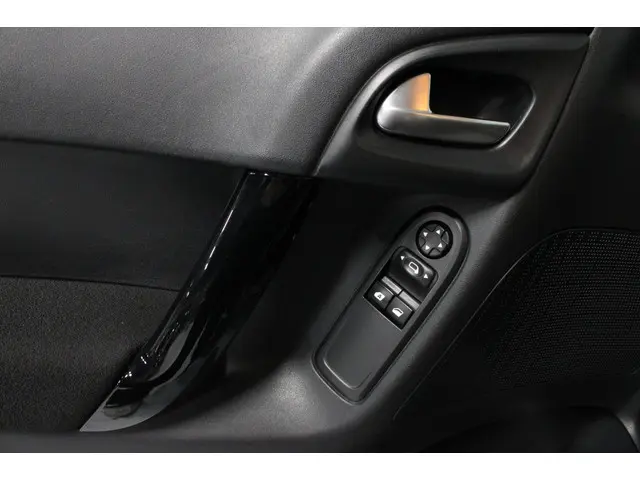 Citroën C3 1.0 PureTech Collection 2015 Benzine 25