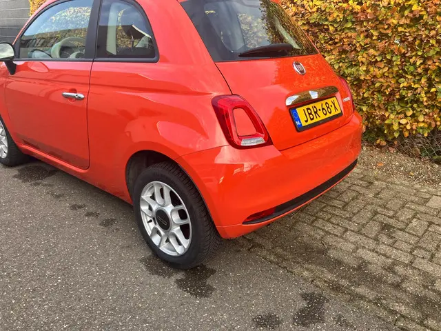 Fiat 500 1.0 Hybrid 15" lmv Carplay 2021 Benzine 4