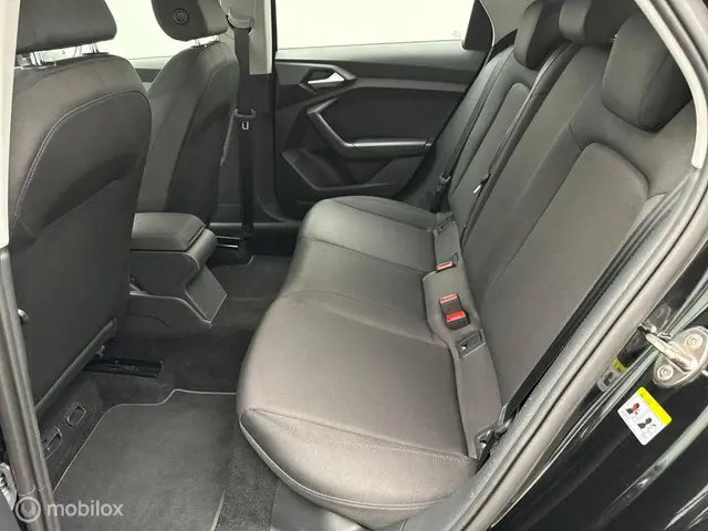Audi A1 1.0 TFSI Attraction 2021 Benzine 14