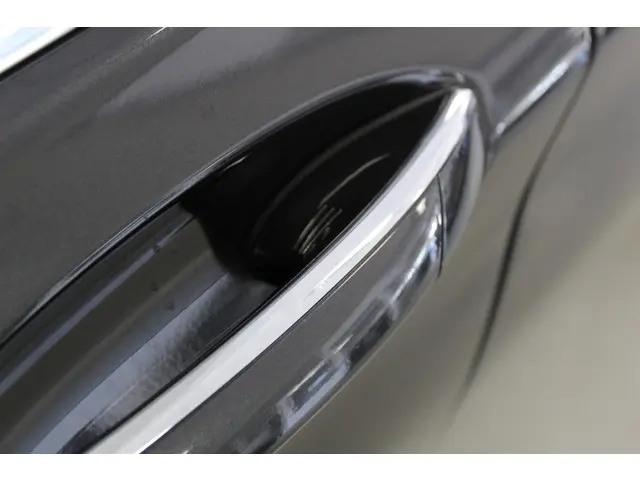 BMW 7 Serie 745e High Executive 2022 Hybride Benzine 29