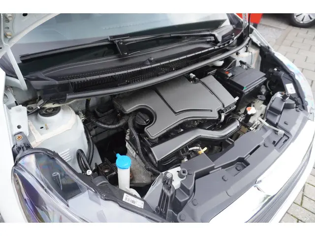Peugeot 108 1.0 e-VTi Access / Radio / NAP 2018 Benzine 9