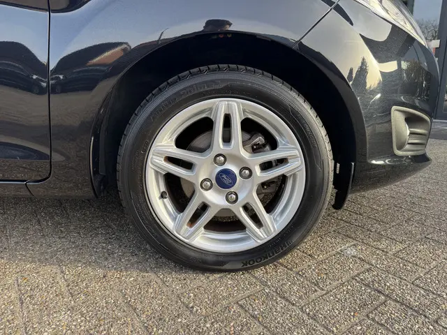 Ford Fiesta 1.0 EcoBoost 100pk Titanium 2014 Benzine 9