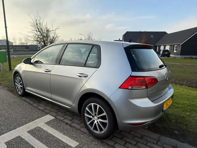 Volkswagen Golf 1.6 TDI Highline BlueMotion 2014 Diesel 2