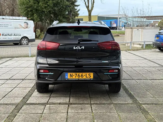 Kia e-Niro Aut. Dynamic Edition 64kWh 2021 Elektrisch 5