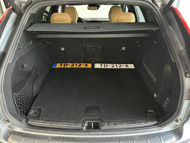 Volvo XC60 2.0 T5 AWD Inscription 2018 Benzine 9