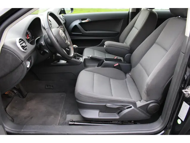 Audi A3 1.2 TFSI Attraction Advance 2012 Benzine 16