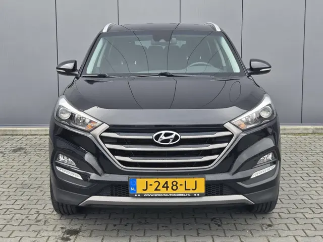 Hyundai Tucson 1.6 GDi i-Motion Xenon 2016 Benzine 4