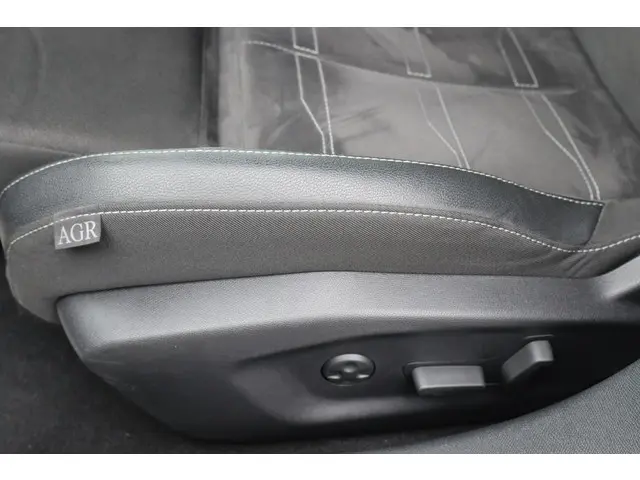 Opel Astra Electric 54 kWh GS 2024 Elektrisch 22