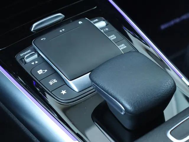 Mercedes-Benz EQA 250 AMG Line 67 kWh 2021 Elektrisch 34