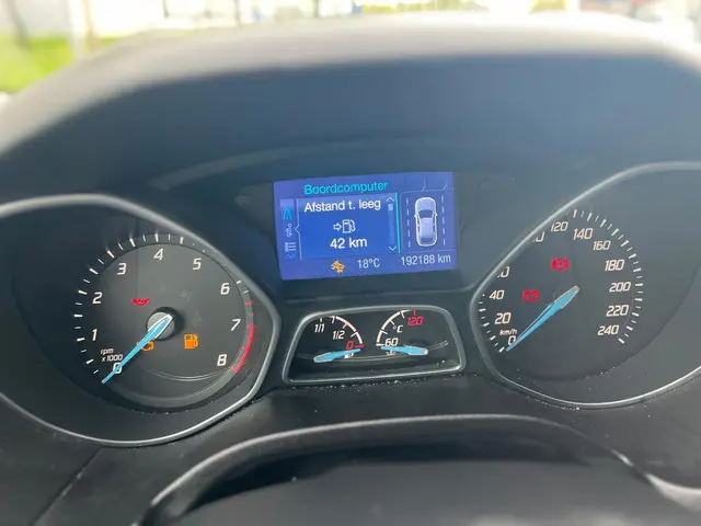 Ford Focus 1.0 EcoBoost Titanium 2013 Benzine 10
