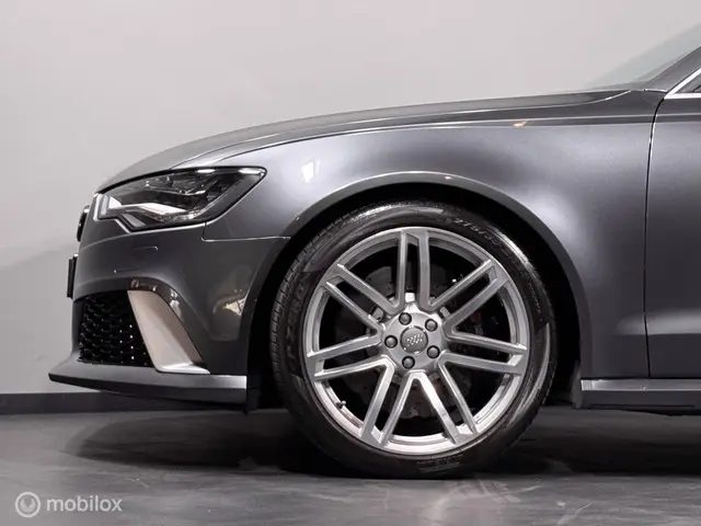 Audi RS6 Avant 4.0 TFSI RS 6 quattro 2014 Benzine 38