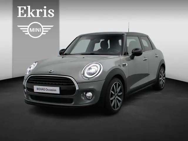 MINI 5-Deurs Cooper 2019 Benzine