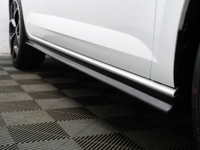 Volkswagen Polo 1.0 TSI R Line Aut- 2020 Benzine 27